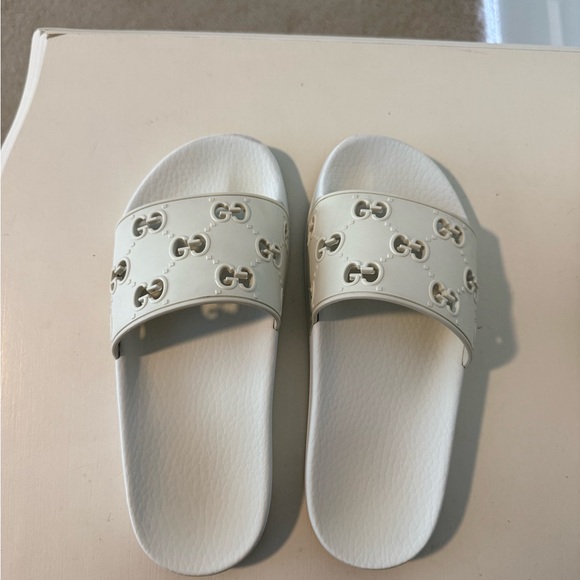 Gucci Slide Sandals - Picture 2 of 8